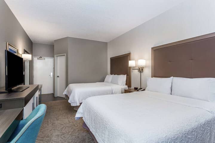 Room 8 of 25