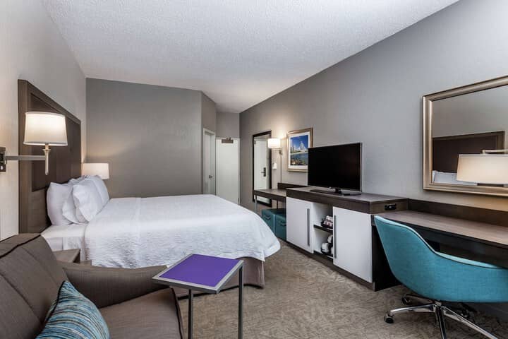 Room 7 of 25